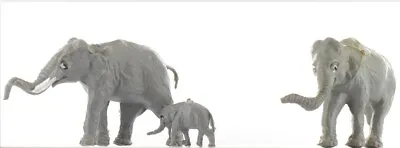 Merten 752 HO Scale Elephant Family Figures (Set Of 3) • $8.49
