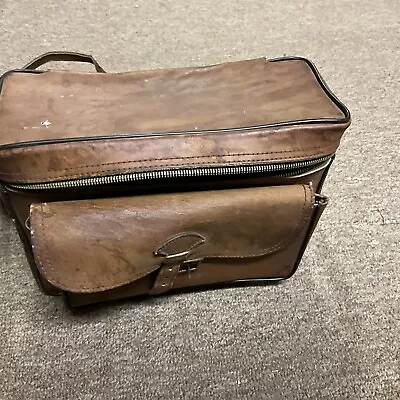 Vintage Sportsman Bucktan 502 California Leather Camera Bag • $21.99