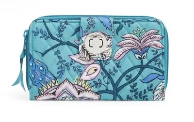 NWT Vera Bradley RFID Turnlock Wallet Toucan Peacock Garden Quilted Cotton24887 • $25