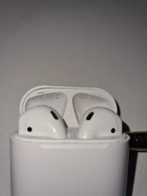 $109.99 • Buy Genuine Apple AirPods(2nd Generation) With Charging Case