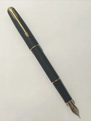 £35.54 • Buy 2000 Parker Sonnet Epoxy Black Gold Trim Medium Fountain Pen-france.