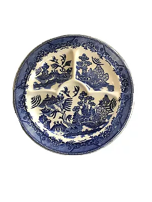 VTG..10.75  BLUE WILLOW Divided GRILL PLATE Curved Sections Moriyama Japan • $18.99