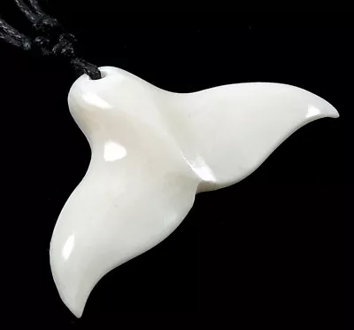 Hand Carved White NZ Maori Lucky Whale Tail Pendant Cord Necklace Jewelry DA378 • $17.99