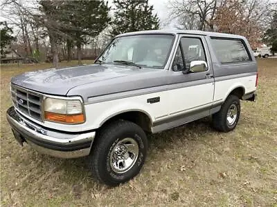 1995 Ford Bronco XLT • $27900