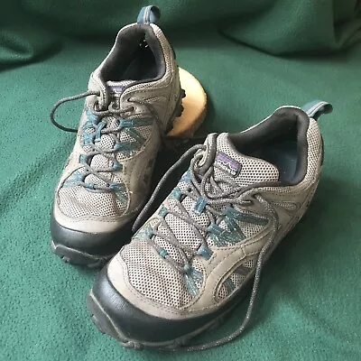 PATAGONIA WOMENS ATHLETIC SHOES OUTDOOR HIKING TRAIL GRAY LOW SIZE 8.5 V Good • $34