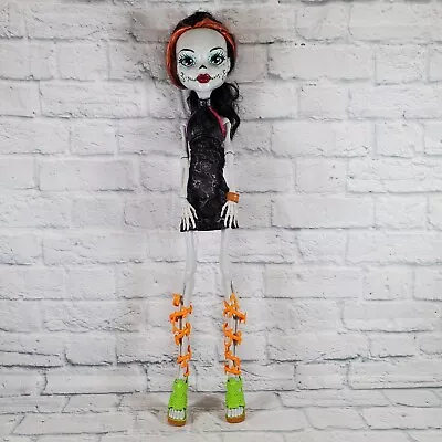 28  Monster High Doll Skelita Calaveras • $54.71