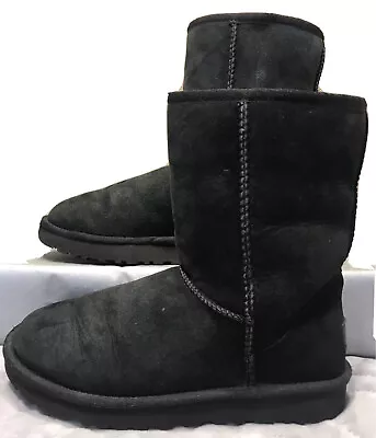 UGG 1016223 Classic Short II Black Boots Women's US Size 7 • $45
