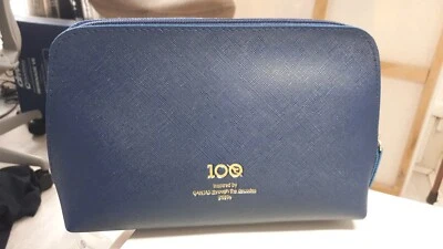 £20 • Buy Qantas Centenary Collection Through The Decades Business Class Amenity KIt