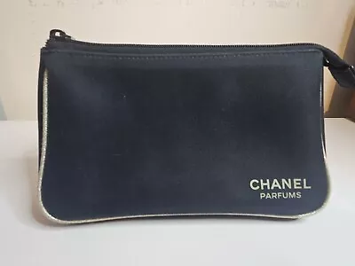 CHANEL Parfums Cosmetic Asesories Makeup  Jewelry Travel Bag Black • $4.25