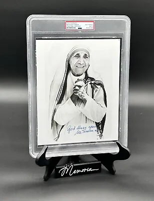 Mother Teresa: PSA Encapsulated Signed Photo -  God Bless You  • $2999