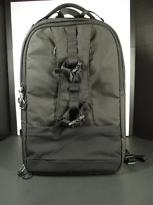 $200 • Buy Tamrac Professional DSLR Camera  Gear Bag Backpack