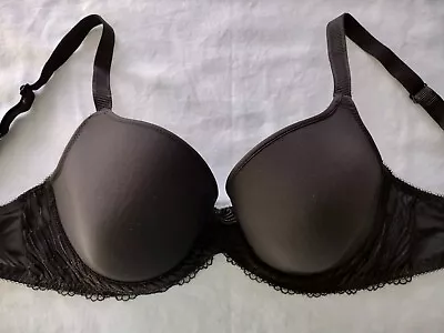 WACOAL~ 36 C~ La Femme Underwire Contour Cup Bra~ Style 853117 ~Black ~#2076 • $16.50