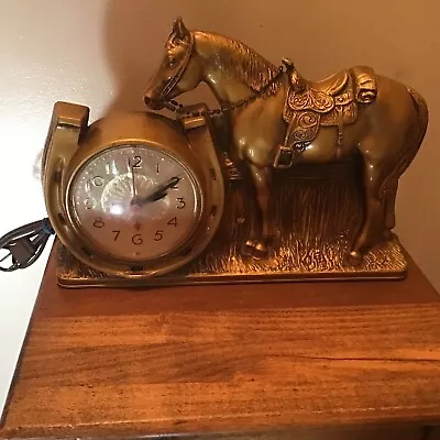 Vintage Mastercrafters Clock Corp #902  Horse Mantle Clock Plastic Case WORKS! • $29.99