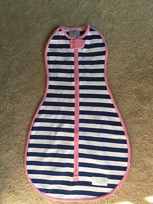 $7.99 • Buy WOOMBIE Baby Swaddle 0-3m 5-13 Lbs Stripes Navy Blue Pink Original New