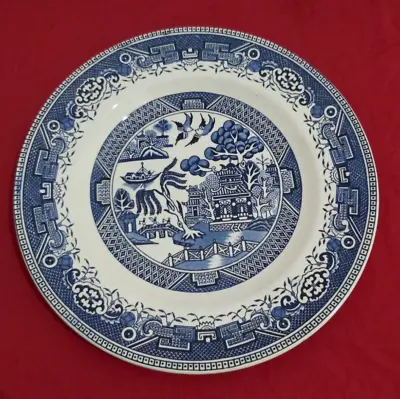 Vintage Washington Pottery Blue & White Willow Pattern Plate In Good Condition • £10