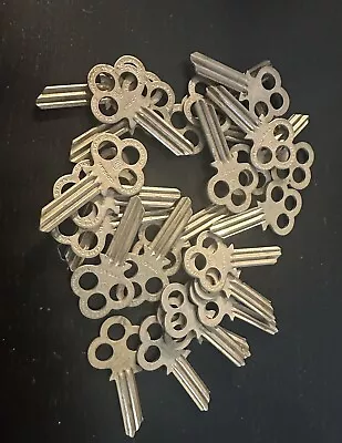$12 • Buy 25 Antique Vintage Yale & Towne Uncut Key Blanks, Locks, Padlocks, Door, Cabinet