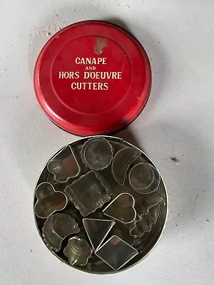 Vintage Set 12 Mini Canape & Hors D' Oeuvre Cutters Red Tin Made In Japan • $18.95