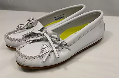 $18 • Buy Women’s Minnetonka Deerskin Kilty Slip On Flats Shoes: 7.5 - White