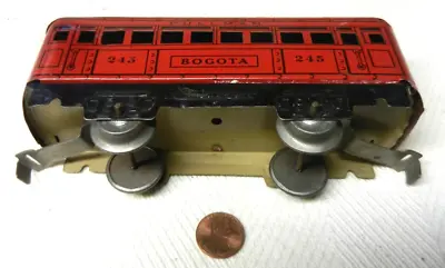 Marx 245 Bogota Pullman 6 Inch O Gauge 4 Wheel Early Black & Red Lithography (B) • $16.50