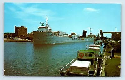 Postcard Medusa Challenger In The Manitowoc Harbor WI L78 • $5.23