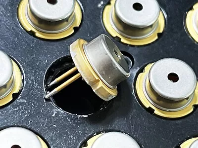 £67.22 • Buy Nichia NDG7475T 520nm 1000mW+ Green Laser Diode/1W TO5 9mm Diode 1pcs/Tin-Pin