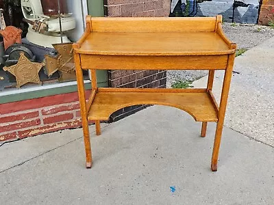 Mission Arts & Crafts Antique Oak Desk • $289.99