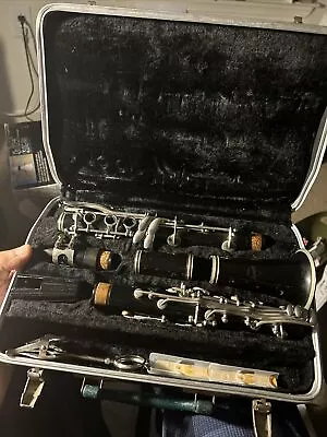 Vintage Bundy  Clarinet With Original Hard Case • $25