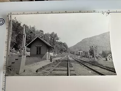 Vintage Photo Maine Central Railroad Station Notchland NH • $4.99