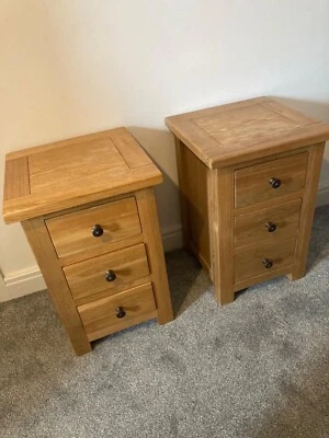 £25 • Buy Pair Of Halo Oak Bedside Drawers