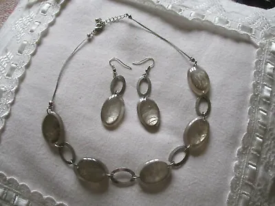 Necklace & Earrings Set Silver Colour Links Oval Mother Of Pearl Like Beads • $3.74