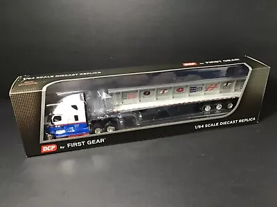 1/64 Scale Freightliner 2018 Cascadia Sleeper Cab W/53  Wabash Reefer Trailer • $100