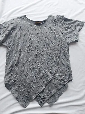 Hampstead Bazaar. Lagen Look. Grey T Shirt. One Size. Crinkle. Layering • £39.99