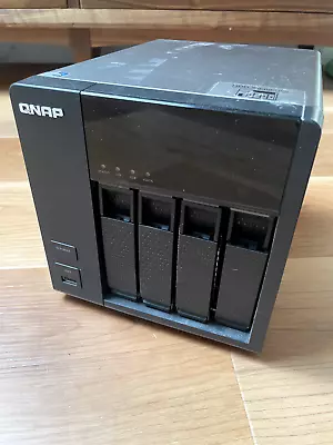 Qnap TS-469L 4 Drive Bay NAS. Network Attached Storage.  Drives Not Included. • $200