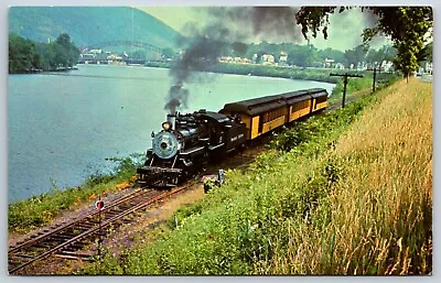 Postcard Steamtown U.S.A. Steam Train Bellows Falls Vermont Unposted • $6.50