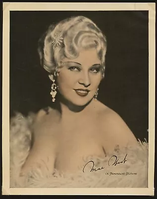 1930's MAE WEST PARAMOUNT PICTURES 8x10 COLORIZED FACSIMILE AUTOGRAPH PHOTO • $50