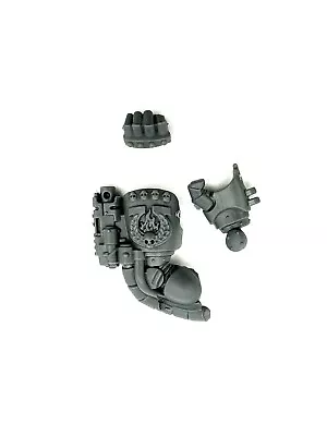 Warhammer 40k: Space Marines Marneus Calgar Bits Left Gauntlet Of Ultramar • $5