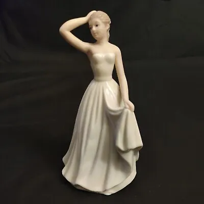 £10.99 • Buy Sbl Regal House Lady Figurine Anna 98 15cm