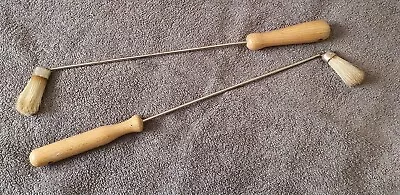 RADIATOR PAINT BRUSHES LONG HANDLE  ANGLE  BRISTLE  Made In ITALY Set Of 2      • £4.99