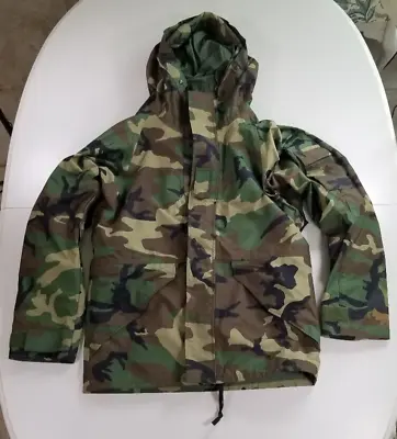 US Military Parka Cold Weather Camouflage Medium Long Woodland Hood Water Resist • $67.87
