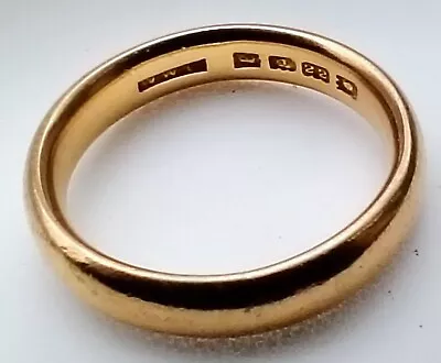 22ct Gold Wedding Ring 3.25mm Weight 5.6g Vintage  Fully Hallmarked Size L • £420