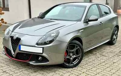 Minigonne Laterali Per Alfa Romeo Giulietta (2010-2020) - In PP, Effetto Carbonio Brillante, Kit Sportivo