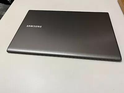 Samsung Series 7 NP700Z5A 700Z Top Lid Cover Case Housing BA75-03549A • £14.39