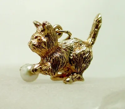 Lovely Heavy 9 Carat Gold Cat With Cultured Pearl Ball Charm • £296.45