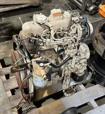 Kubota D1105 Diesel Marine Engine 1.23L  / 24.8 HP At 3000 RPM's USED • $975