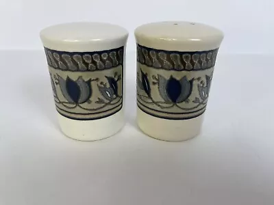 Mikasa Intaglio Arabella Salt And Pepper Shakers Set CAC01 • $13.99