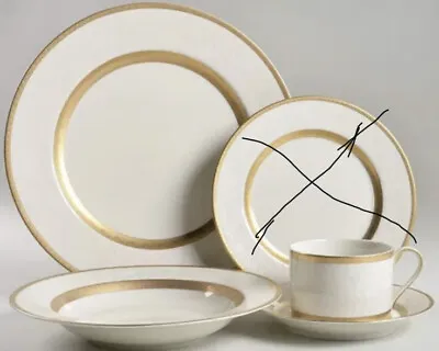 Mikasa  Antique Lace  Pattern 4 Piece Place Settings • $99