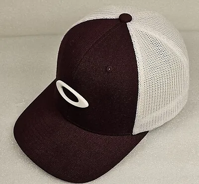 Oakley L/XL Hydroflex Golf Premium TinCan Maroon Trucker Hat Flexfit Burgundy • $22.50