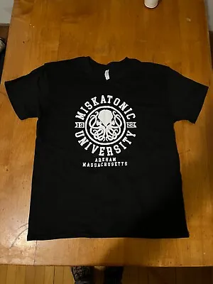Horror From Beyond Miskatonic University T-shirt Size Medium Black Unisex • $12