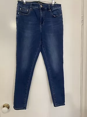 Decjuba Jeans 14 • $25