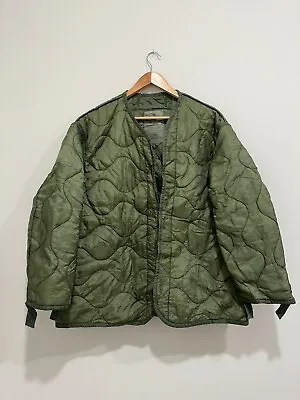 Vintage Military Issue M65 Field Jacket Liner W/ Buttons - Green M / L / XL • $38.99